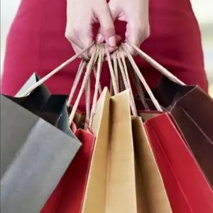 Meet your Posher, Elizabeth